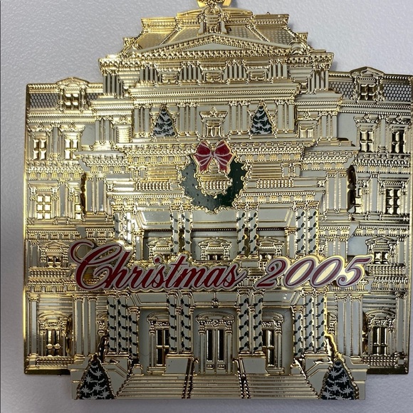 2005 White House Historical Association Gold Christmas Ornament - Picture 7 of 7